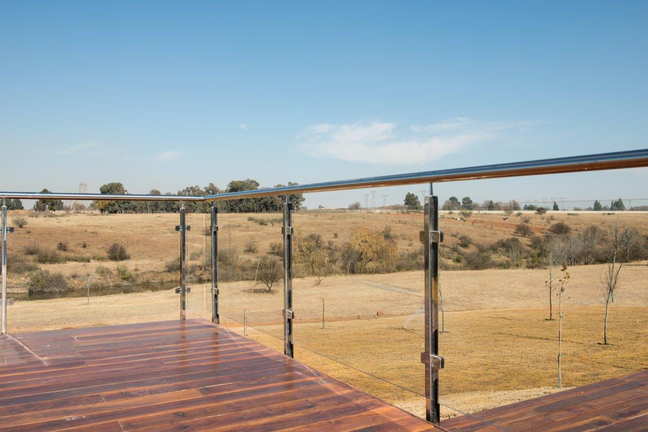 framed glass balustrades manufactured and installed by steel studio